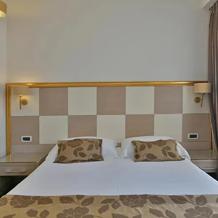 Le Chevalier 2* Taormina