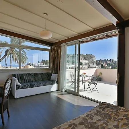 Отель Le Chevalier Таормина