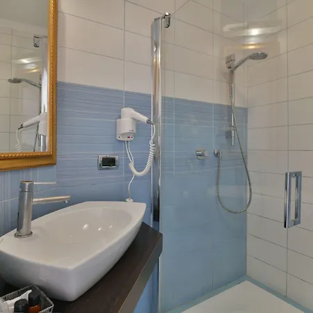 Le Chevalier Отель Таормина