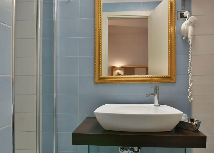 Le Chevalier Hotel 2*