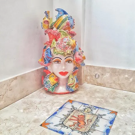 Le Chevalier 2* Taormina