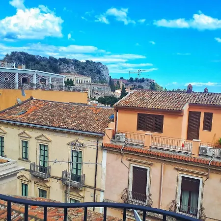 Le Chevalier Hotel 2*