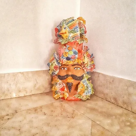 Le Chevalier Hotel 2*